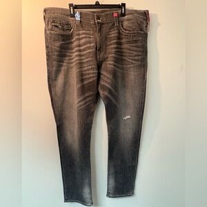 True Religion Geno Relaxed Slim Size 44 | 33” Length